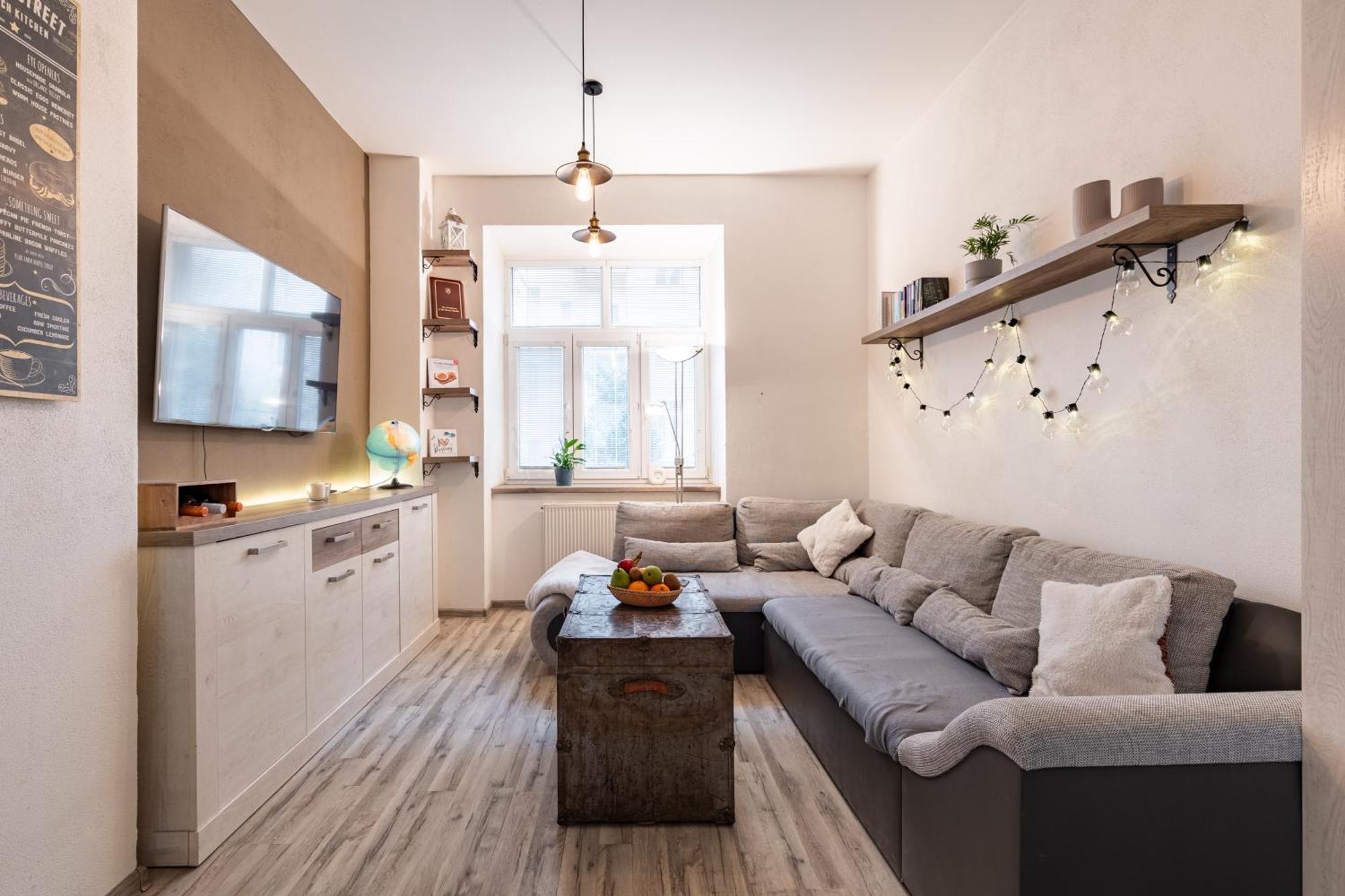 Charming Flat, Steps From Castle - Historic Part Apartment Bratislava Ngoại thất bức ảnh
