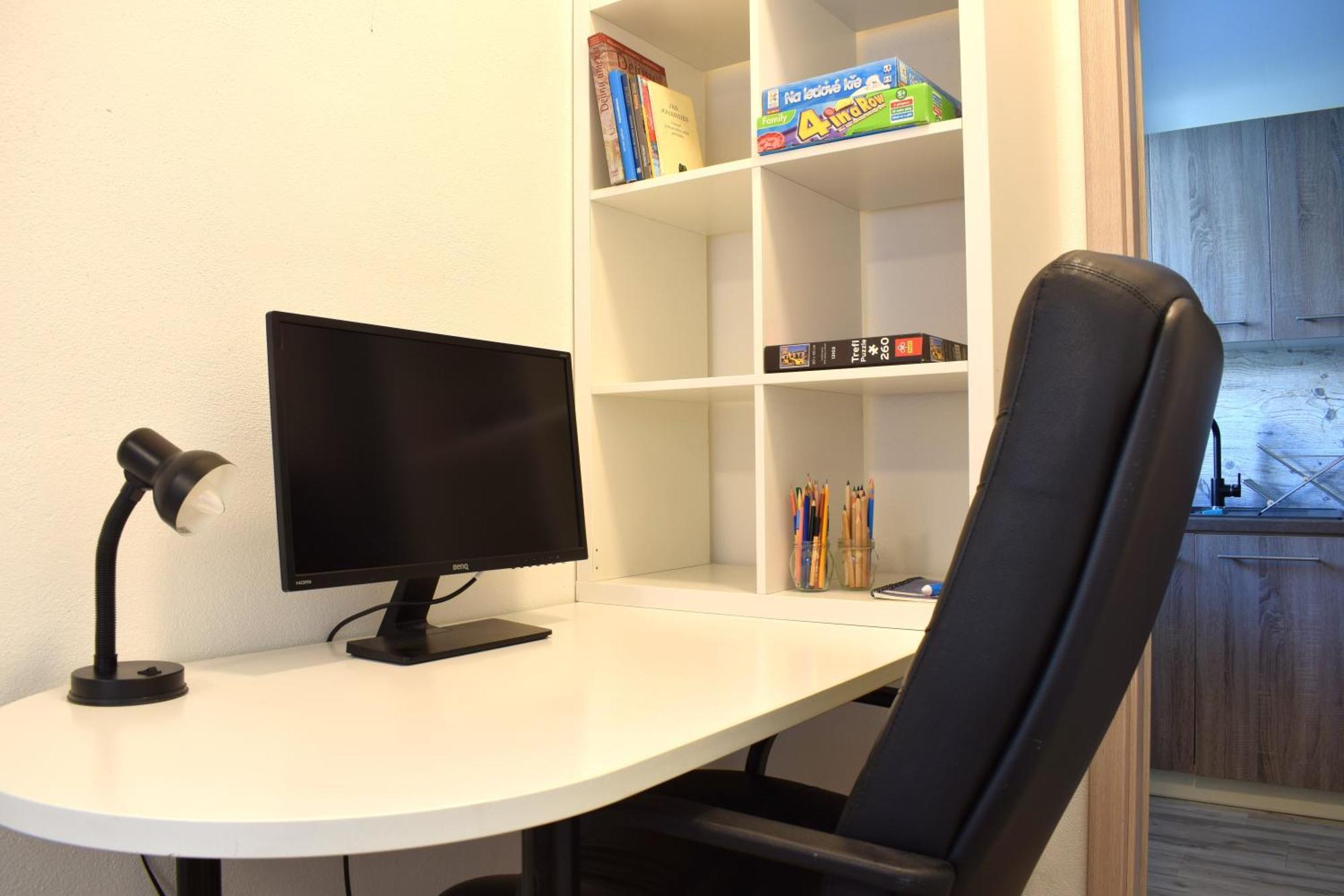 Charming Flat, Steps From Castle - Historic Part Apartment Bratislava Ngoại thất bức ảnh
